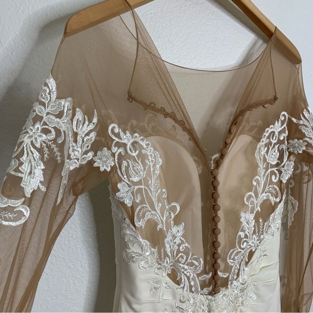 Galina Signature Long Sleeve Ivory Sheer Beaded Wedding Dress Davids‎ Bridal 4 - Picture 6 of 11